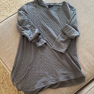 Simply Vera Vera Wang Gray Textured Top